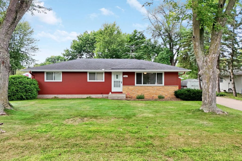 1906 Oak Street, Hastings