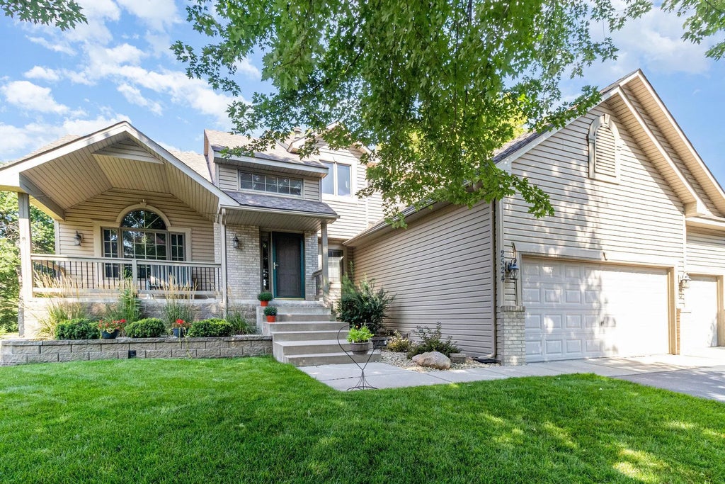 2524 87th Trail N, Brooklyn Park