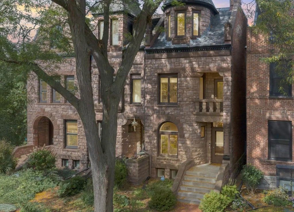 505 Holly Avenue, Saint Paul