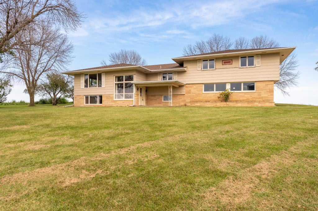 25235 Texas Avenue, Elko New Market