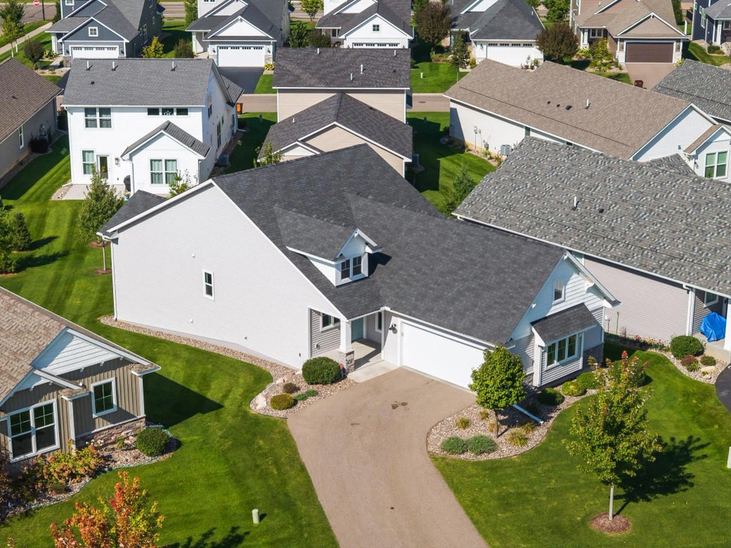 11294 Ivywood Trail, Woodbury