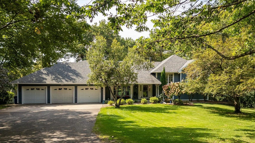 19701 Rush Street Nw, Elk River