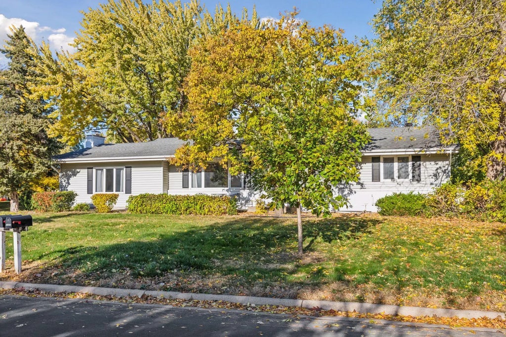 11017 27th Avenue S, Burnsville