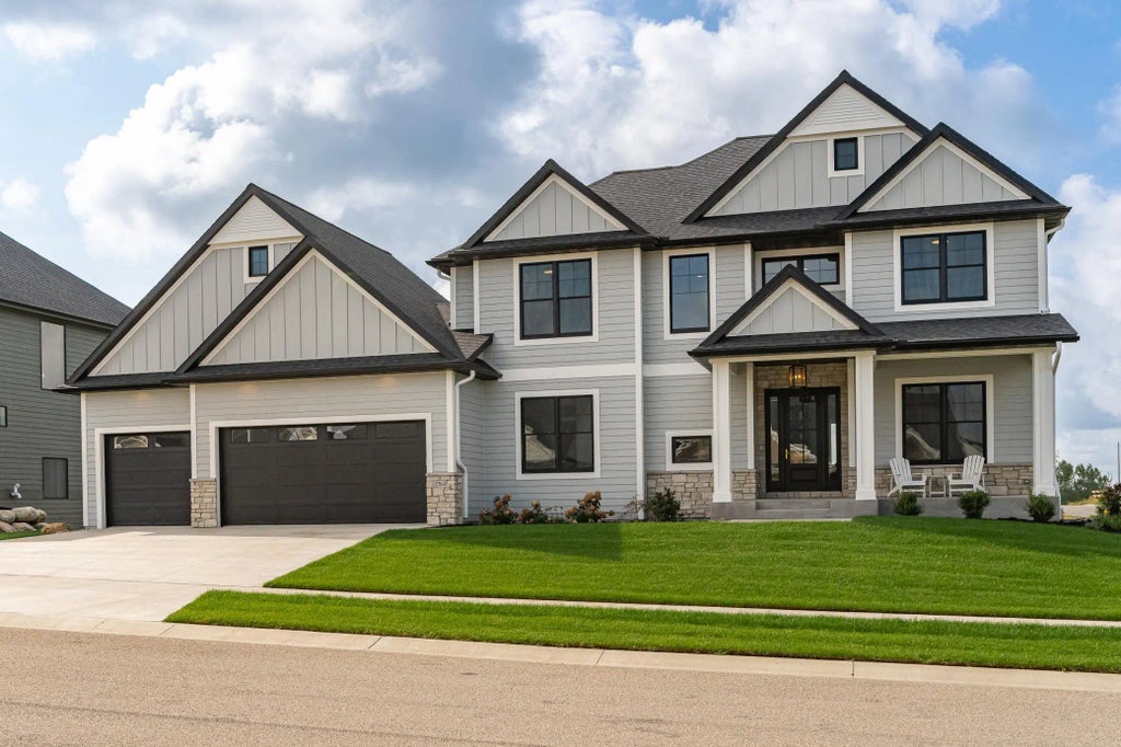 2764 Scenic Point Drive Sw, Rochester