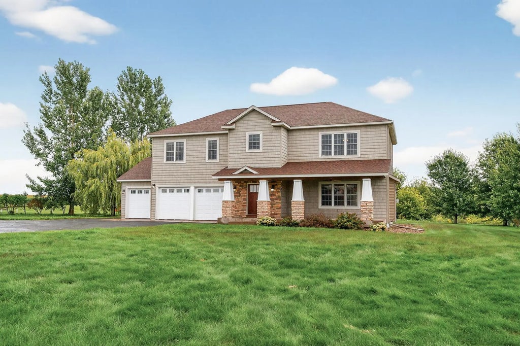 1318 146th Avenue, New Richmond