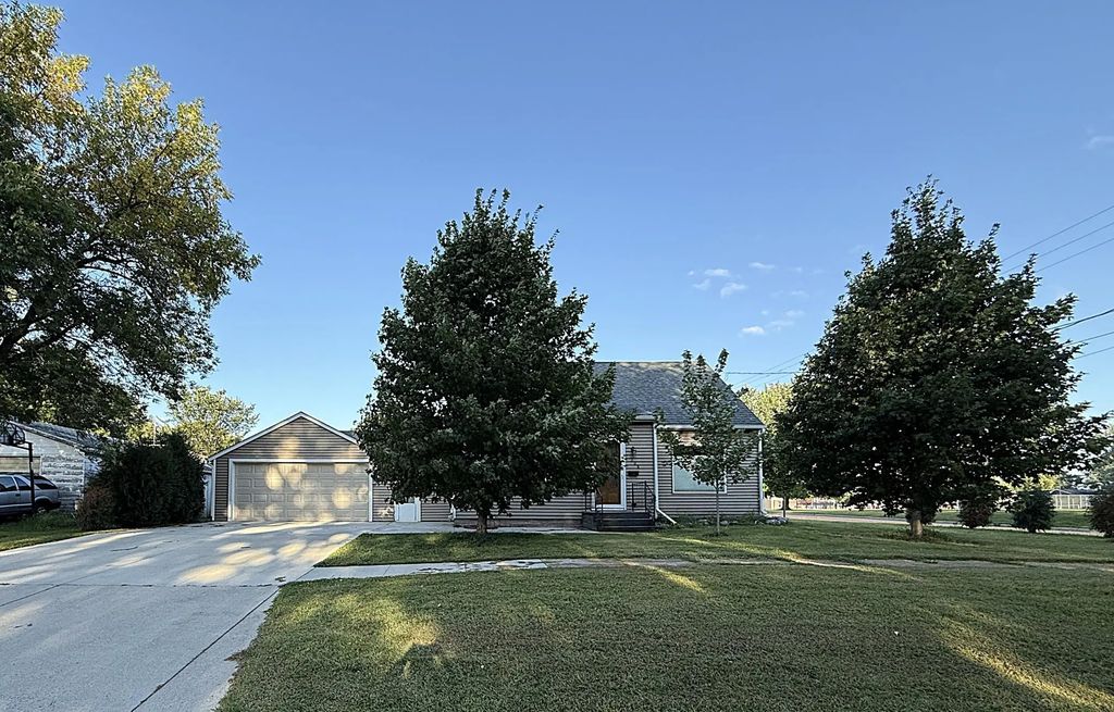 228 S Haven Street, Appleton