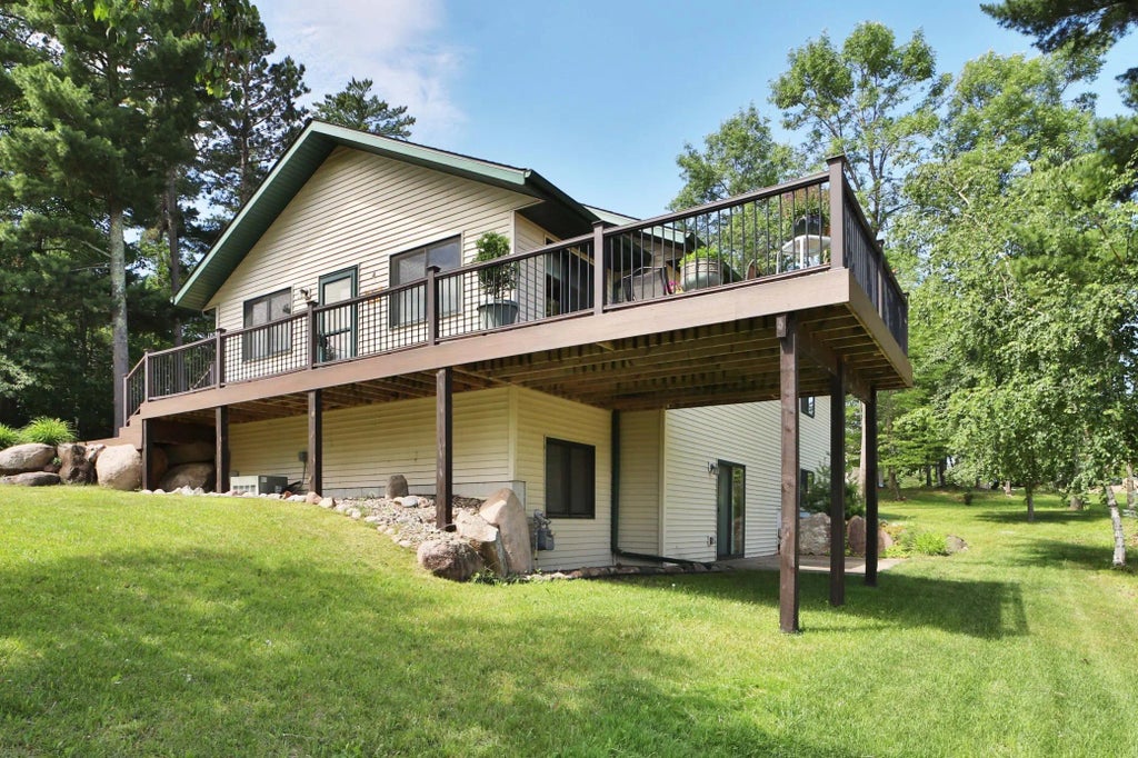 30467 N Lakeview Drive, Breezy Point