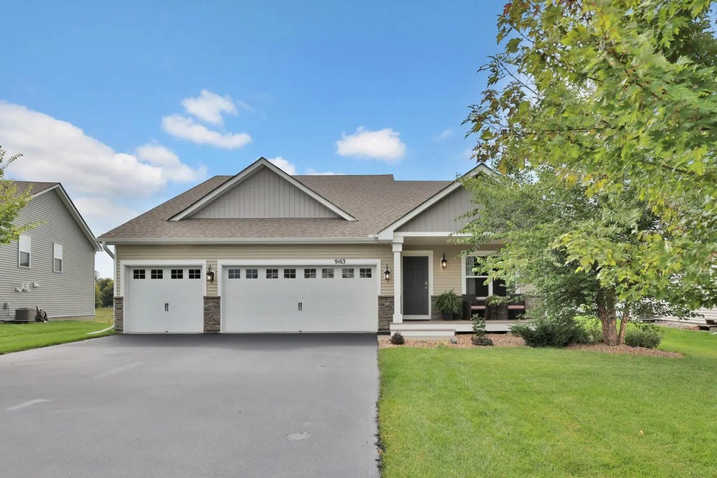 9163 67th Street S, Cottage Grove