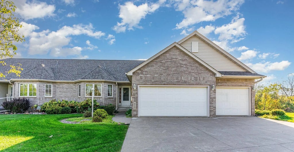 912 Aurora Circle, Red Wing