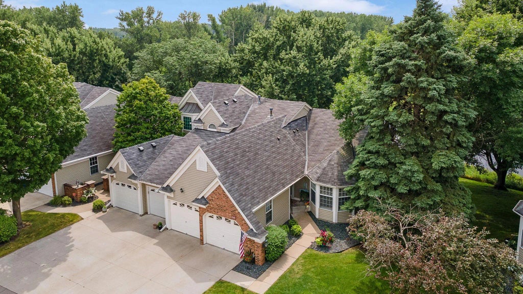 1246 Pond View Lane, White Bear Twp