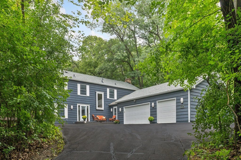 1701 Oakland Road, Minnetonka