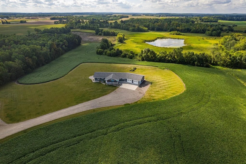 27196 Co Hwy 21, Detroit Lakes