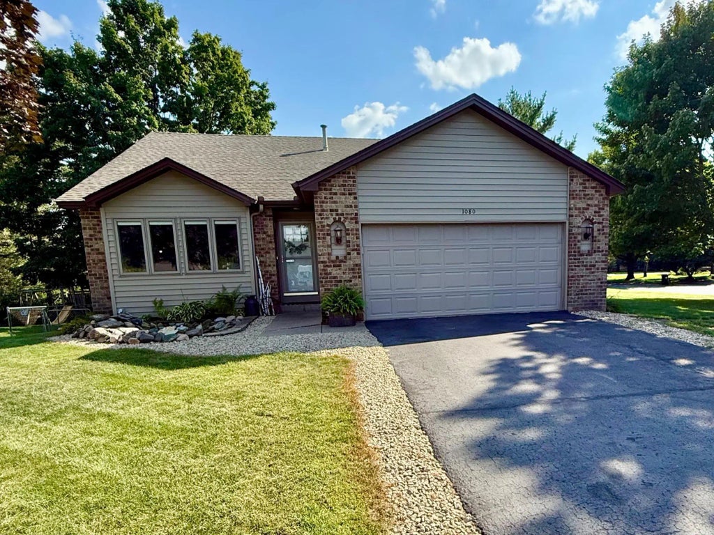 1080 Killdeer Court, Lino Lakes