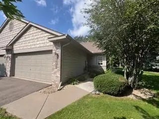 1525 Pine Pointe, White Bear Lake
