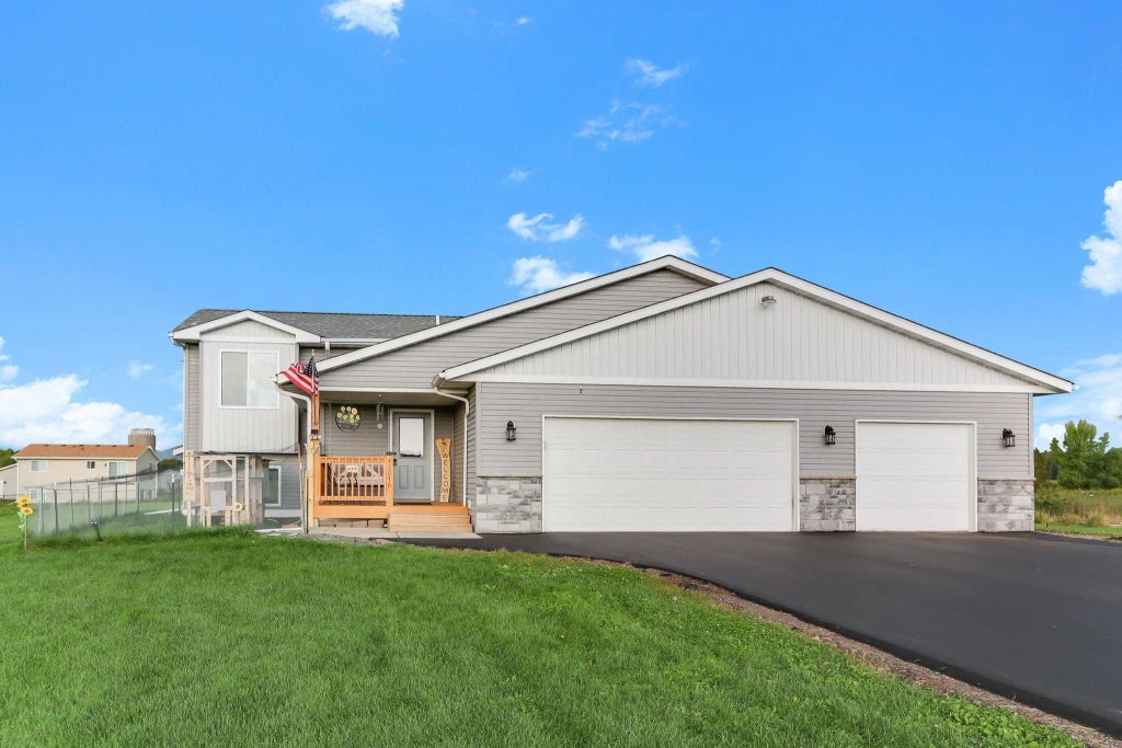 48076 Autumn Court, Nessel Twp