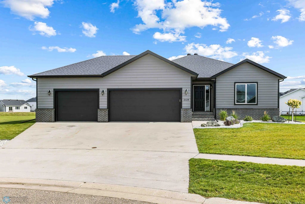 2124 14th Street W, West Fargo
