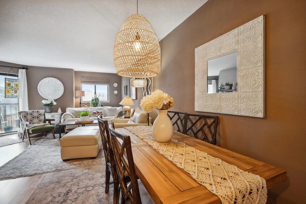 78 10th Street E 604, Saint Paul