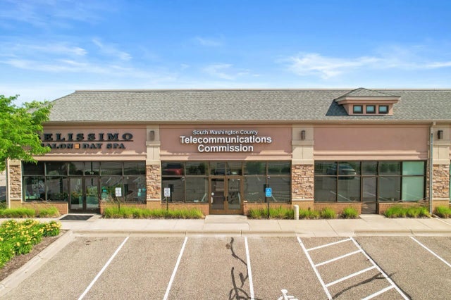 6939 Pine Arbor Drive S Suite 106, Cottage Grove