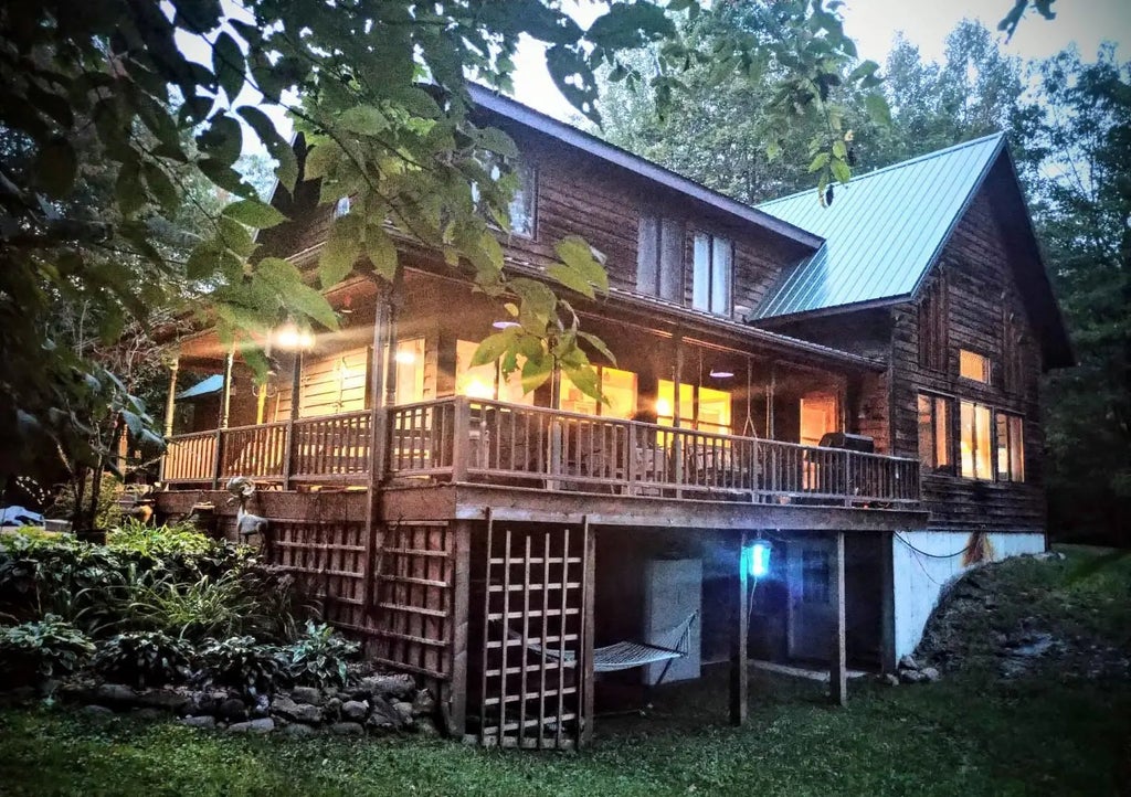 W1210 Nice Lake Road, Birchwood