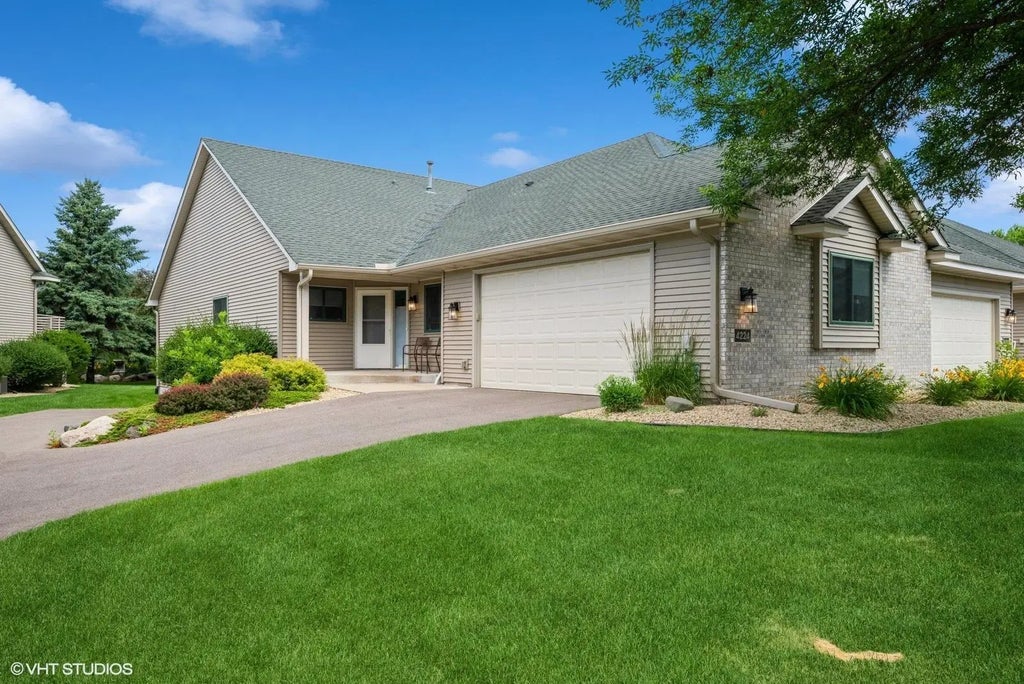 4224 93rd Avenue N, Brooklyn Park