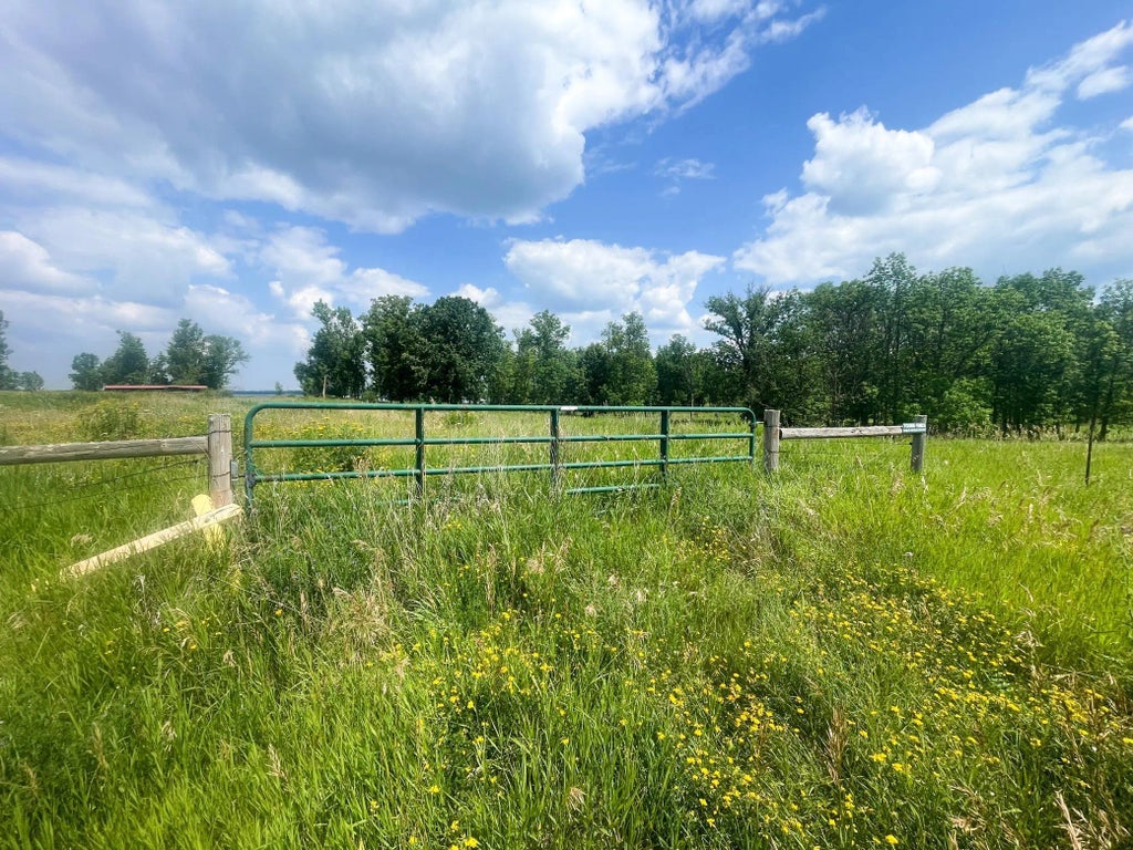 Tbd Great Divide Road Nw, Puposky