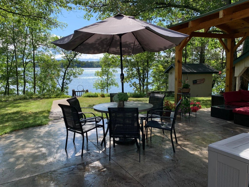 4017 N Stony Drive Nw, Hackensack