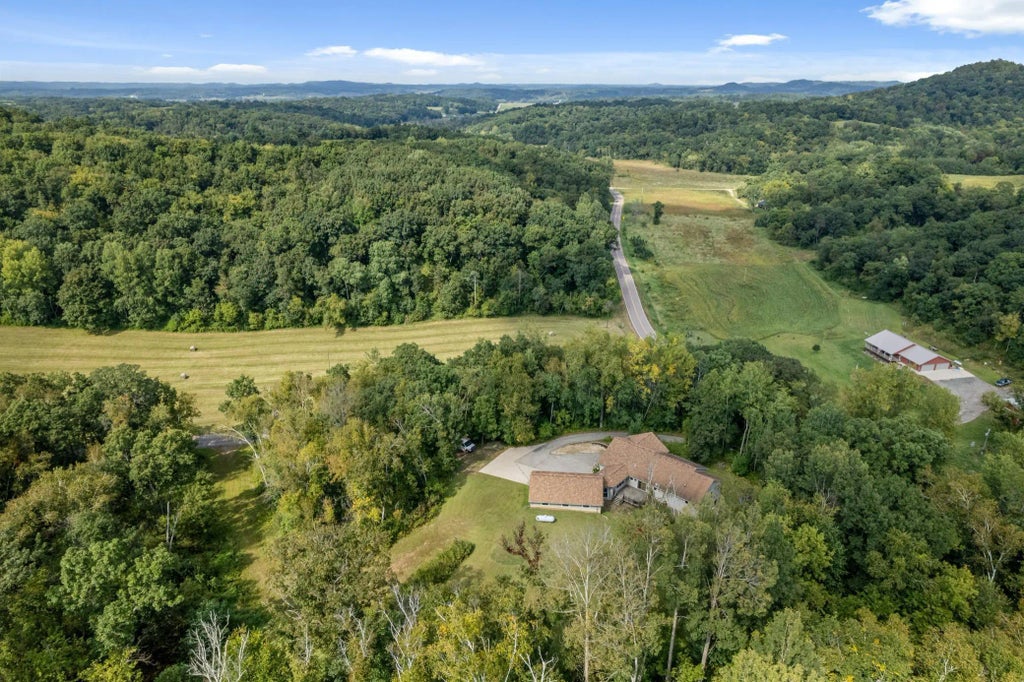 N19735 County Road Dd, Ettrick