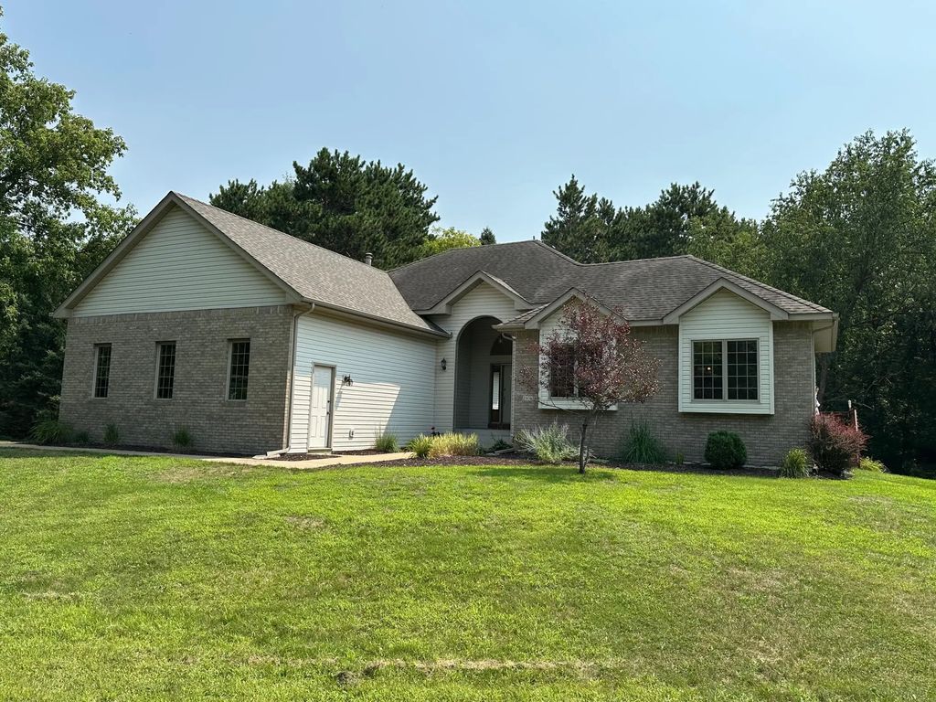 2306 174th Circle Nw, Andover
