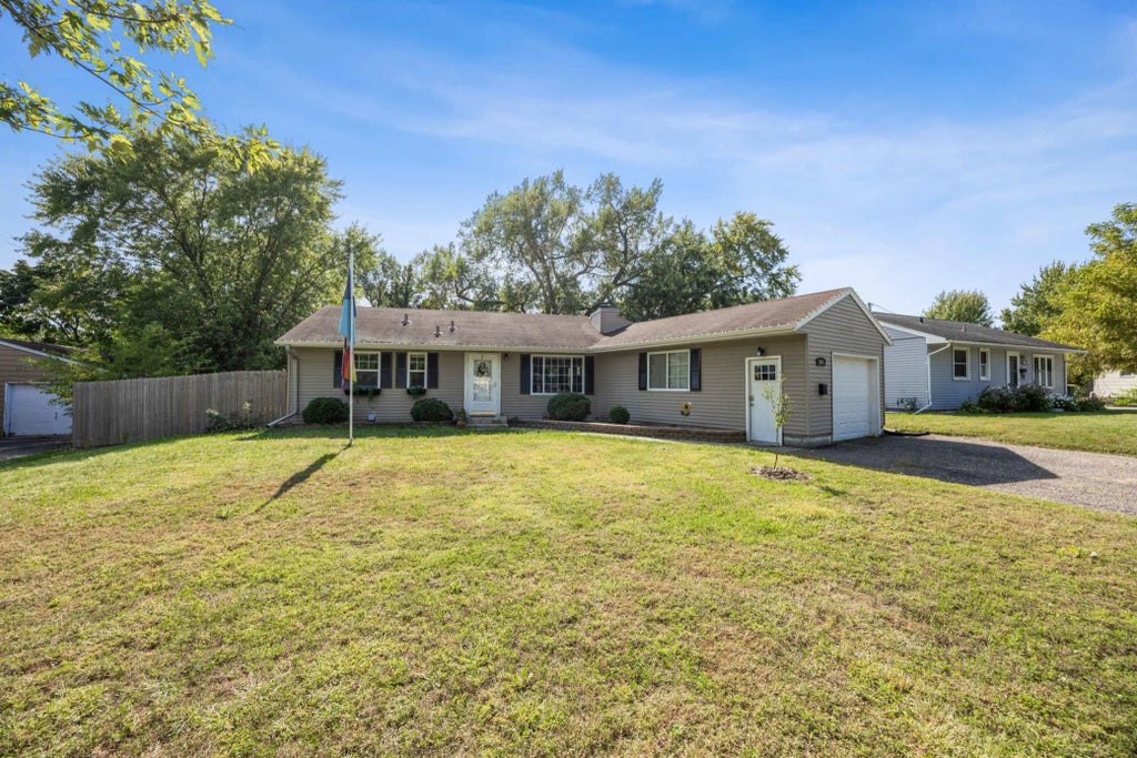 7825 58th Place N, Crystal