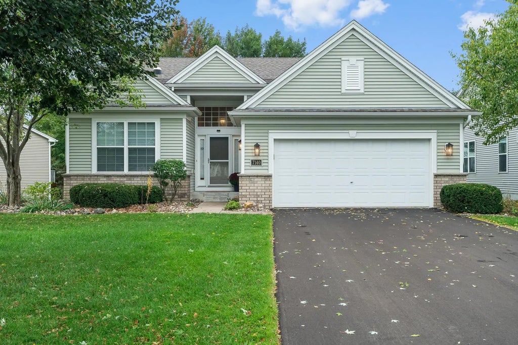 7140 Newbury Place, Woodbury