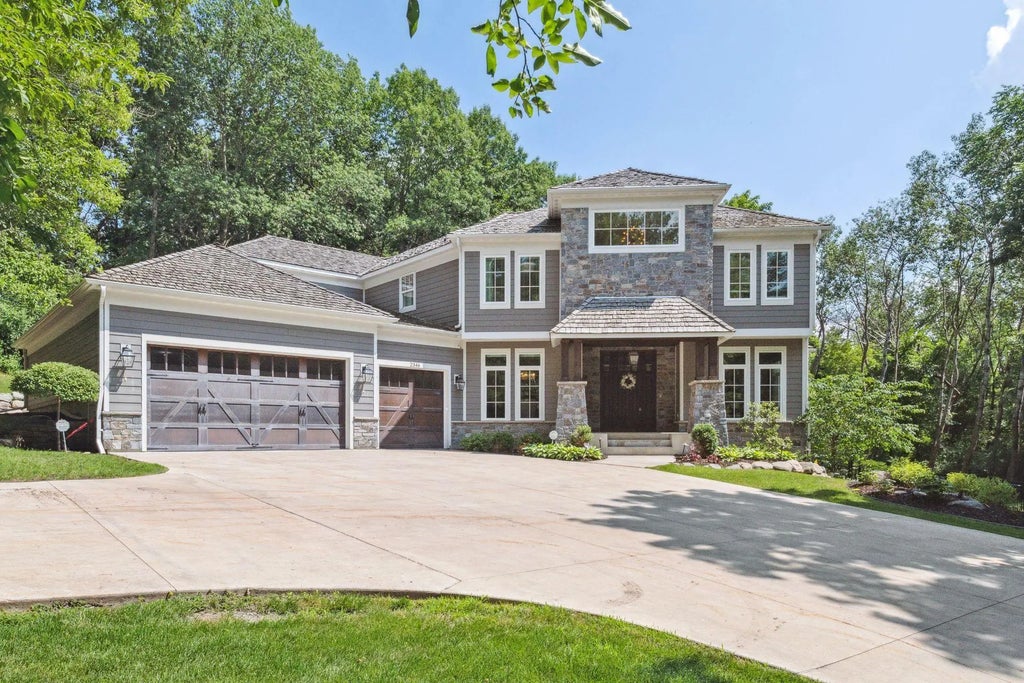 2346 Linner Road, Minnetonka