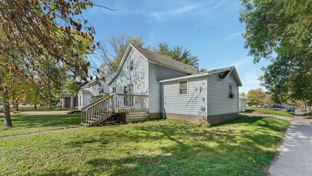 629 2nd Street, Hancock