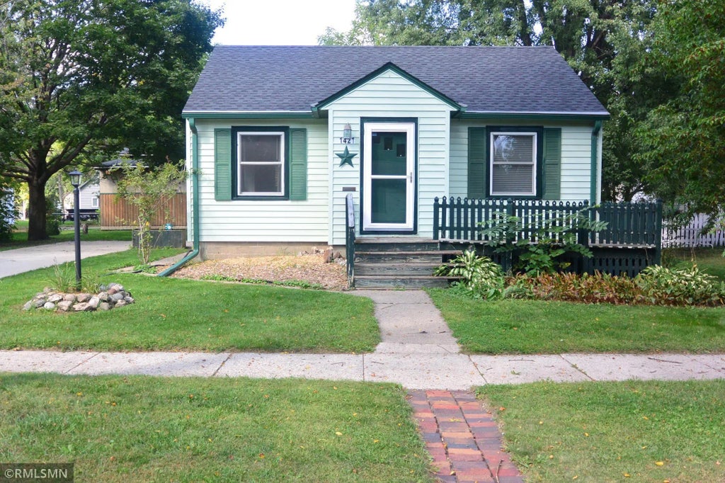 1421 14th Street E, Glencoe