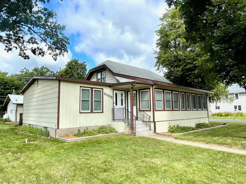 2003 S Broadway Street, Menomonie