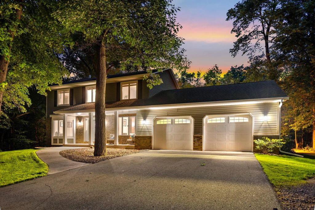 13080 Forestview Circle N, Dayton
