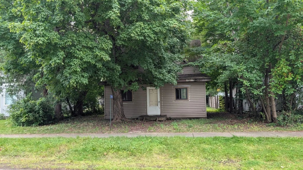 23585 Cross Drive, Deerwood