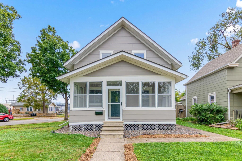 3860 Snelling Avenue, Minneapolis