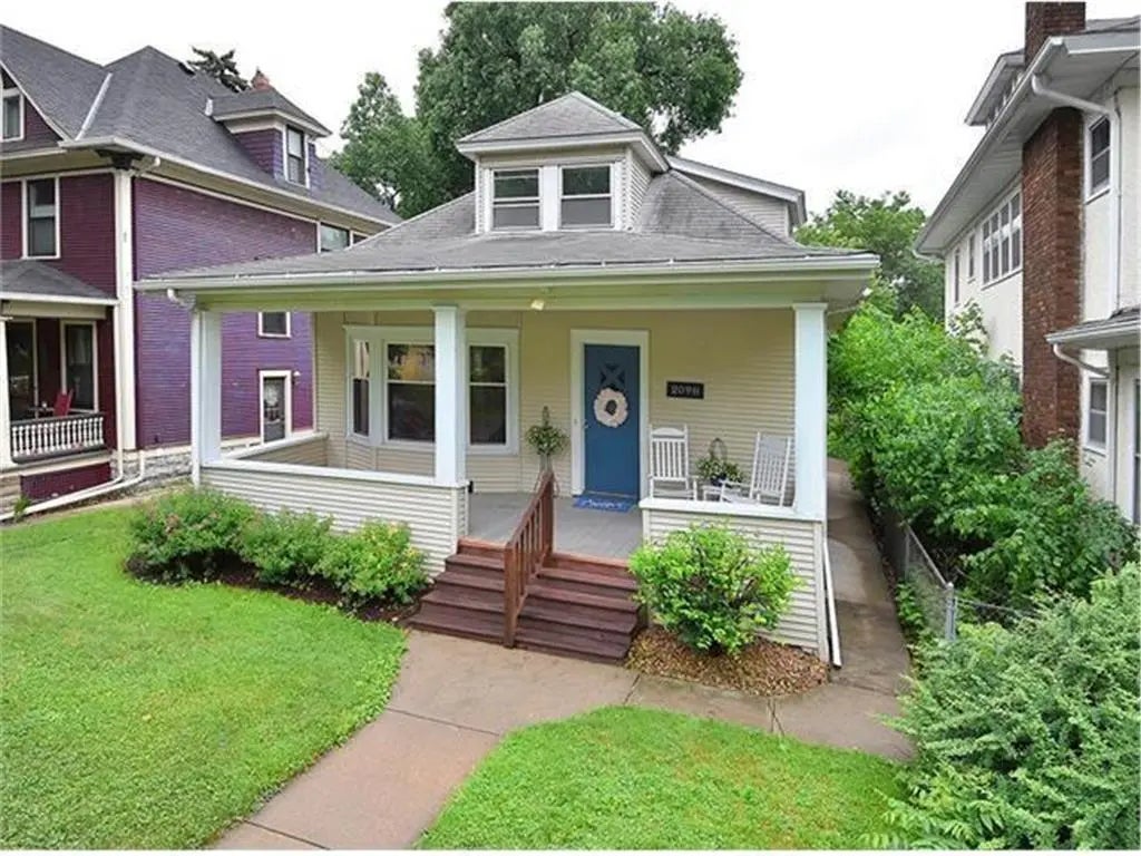 2098 Marshall Avenue, Saint Paul