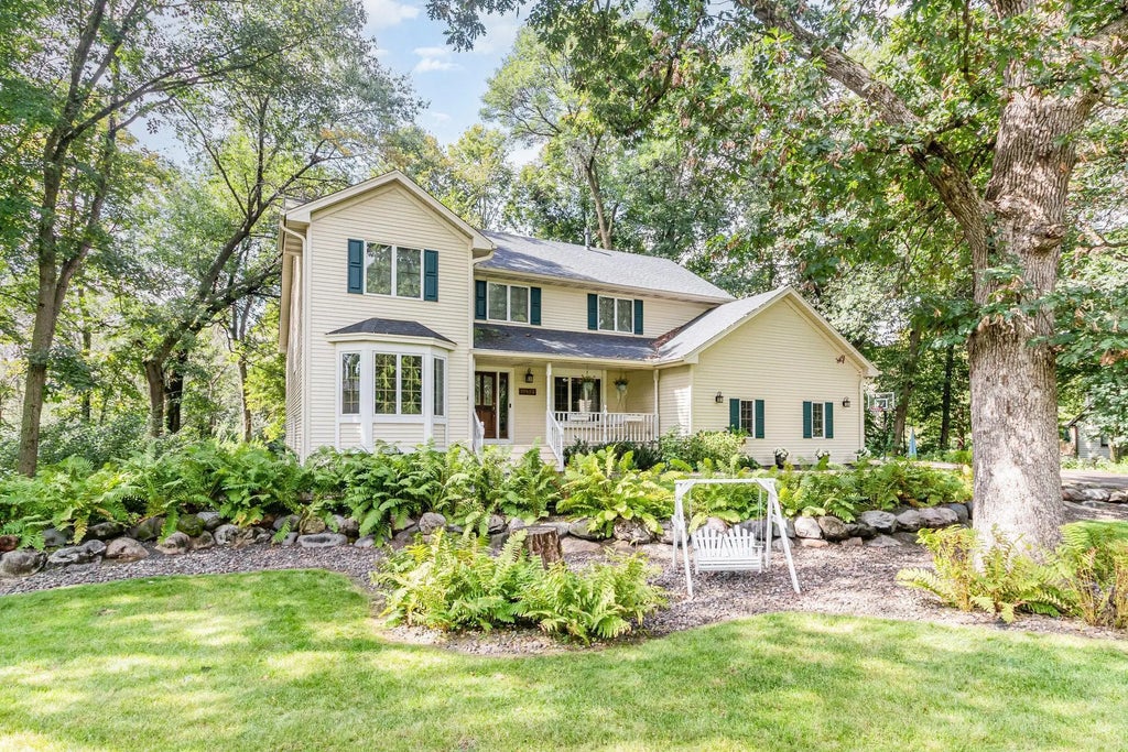 11452 Knollwood Court Ne, Blaine