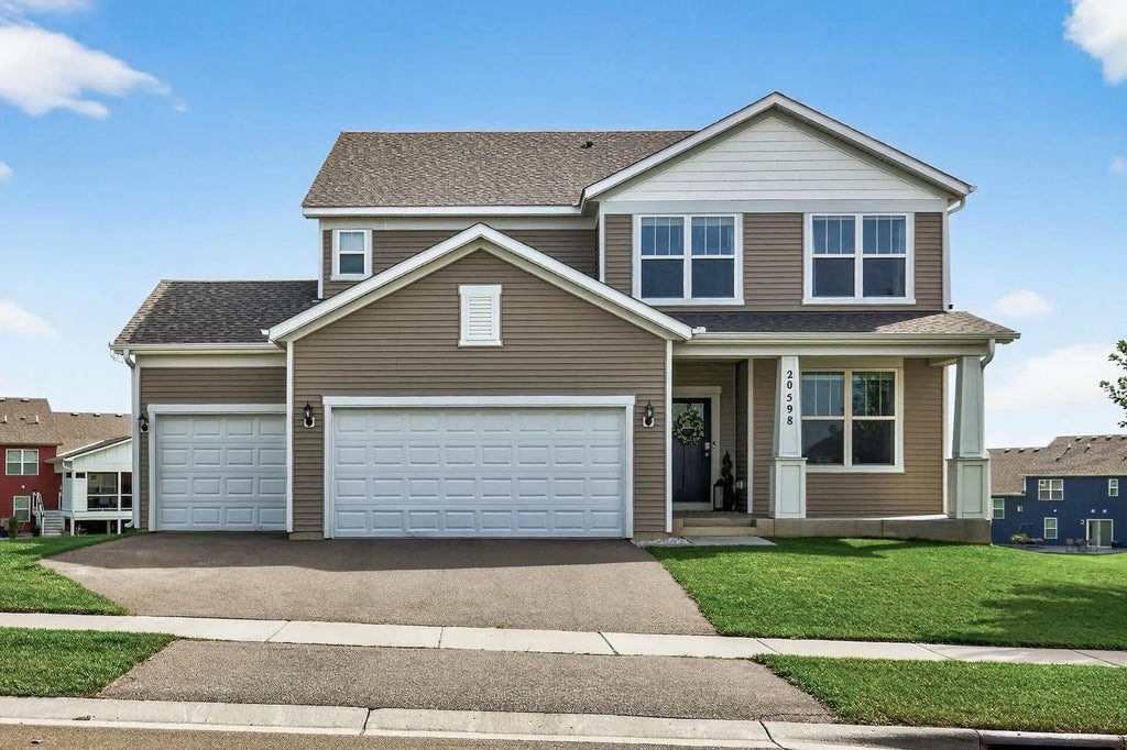 20598 Greenwood Avenue, Lakeville