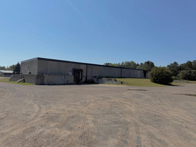 39404 Grand Avenue, North Branch