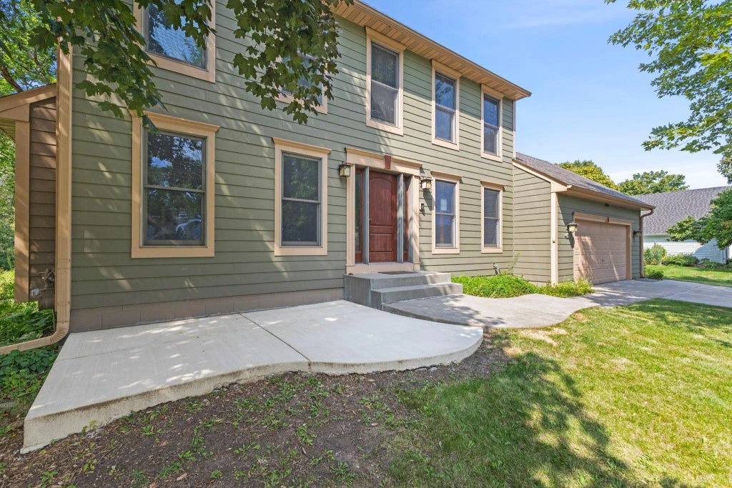 4659 Allendale Drive, White Bear Twp