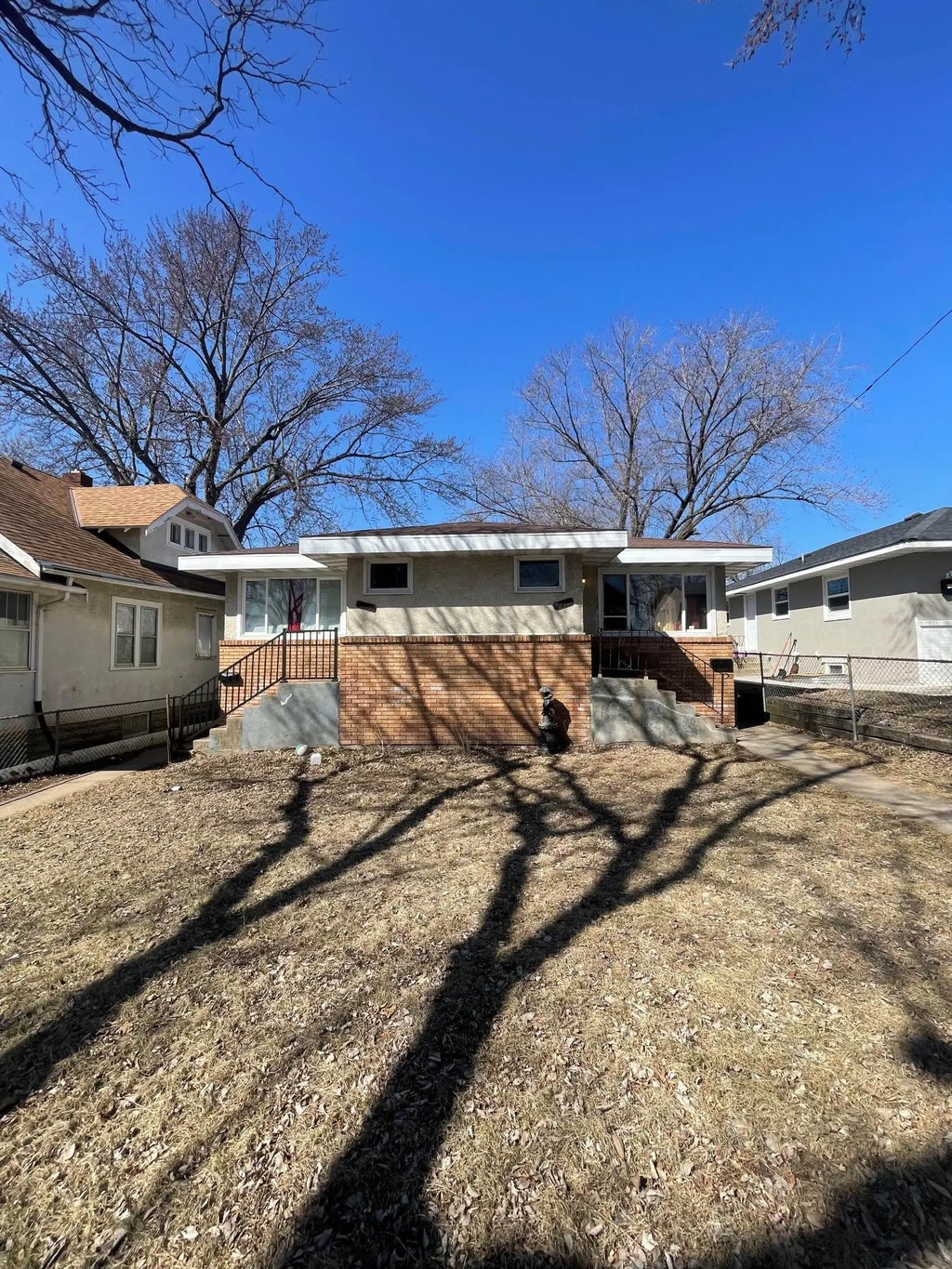 2213-2215 Aldrich Avenue N, Minneapolis