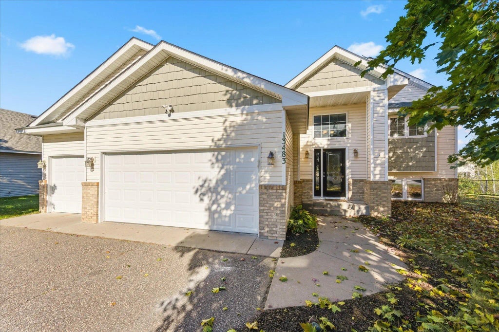 13483 4th Avenue S, Zimmerman