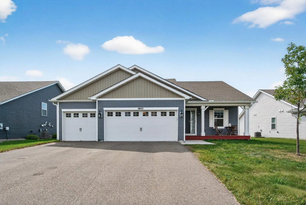 4845 Empress Avenue N, Hugo