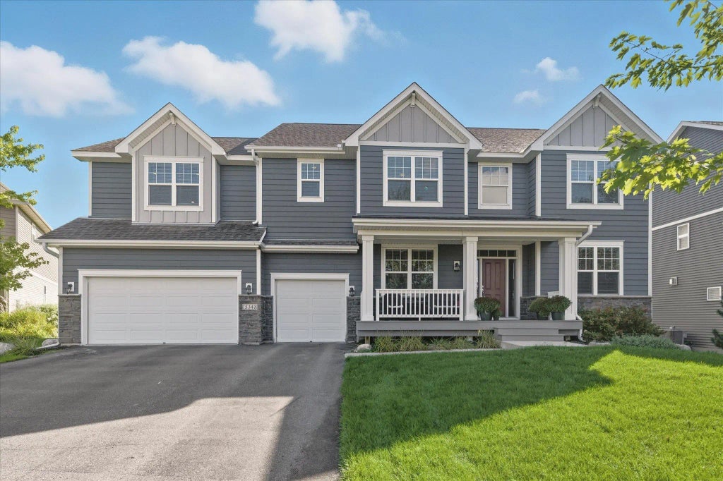 15348 Eagle Creek Way, Apple Valley