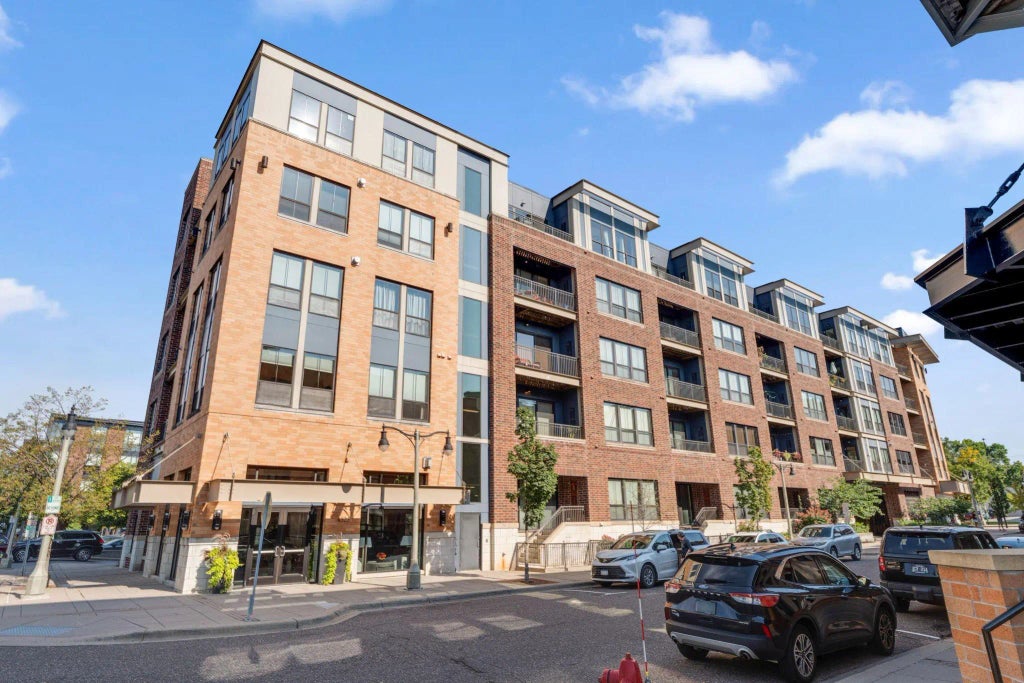 4525 Park Commons Drive 518, Saint Louis Park