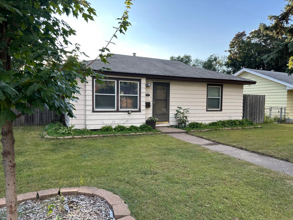 5101 Fremont Avenue N, Minneapolis