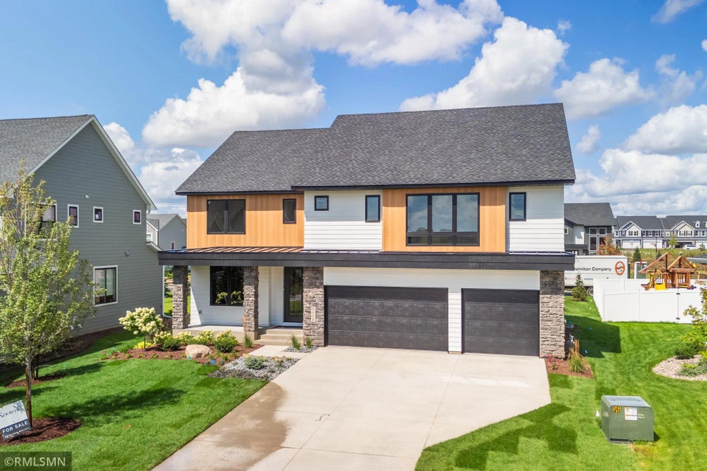 5058 Airlake Draw, Woodbury