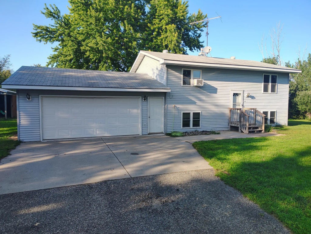 16145 County Highway 116, Fergus Falls Twp